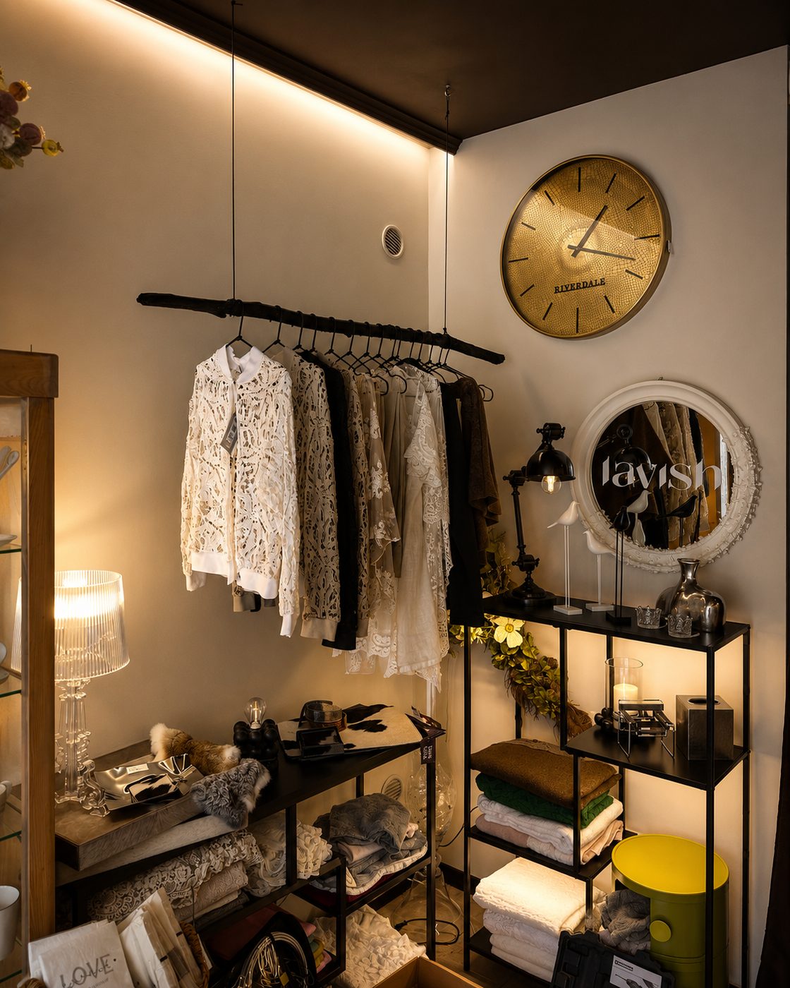 Elisia Design Shop — interiér predajne a dizajnové predmety